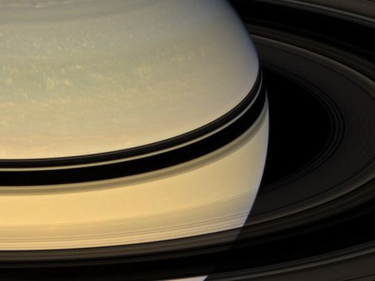 Кільця Сатурна з іншого боку