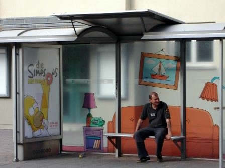 креативная автобусная остановка