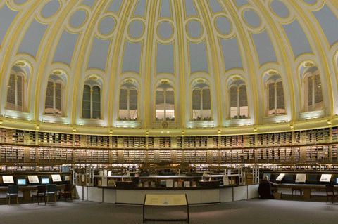 Читальный зал библиотеки Британского музея, Лондон, Англия